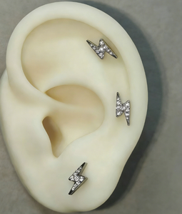 Pendiente de Oreja de Aleación de Titanio F136, Precisión Lightning, Zirconia 5A, Accesorios de Perforación, Antialérgico, Estilo Urbano, Hiphop, Brillante, Piercing de Nariz - Product Image 3