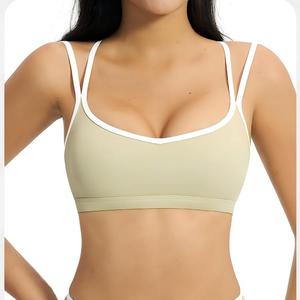 Soutien-gorge de sport pour femme en gros, à bretelles croisées et bordure contrastante, col carré, coussinets amovibles, soutien-gorge de yoga, coupe ajustée, maintien léger, vêtements de sport - Product Image 2