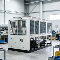 Refroidisseur à vis industriel à air refroidi 100 USRT, refroidisseur d'eau R407C, compresseur à vis haute capacité pour le refroidissement commercial
