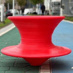 Chaise gyroscopique en plastique rotative à 360 degrés pour enfants chaise pivotante équilibrée intérieure et extérieure pour aire de jeux - Product Image 4