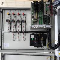 KYN28A-12 12kV Armario de Distribución de Energía con Interruptor de Caja Metálica Extraíble (VCB) para Interiores, Estándar IEC, Proyecto de Alta Tensión
