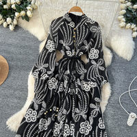 Robe longue décontractée pour femme WIWT, style bohème, broderie florale, manches longues, coupe trapèze, col montant, ceinture à nouer, idéale pour le quotidien et les vacances