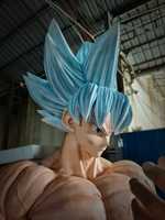 Statue Goku Ultra Instinct sur mesure grandeur nature 1:1 avec base LED énergétique, figurine anime de collection décorative