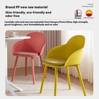 Correspondance simple moderne nordique pour chaise Eam avec dossier Table de café en plastique et chaise de magasin de thé au lait pour hôtels