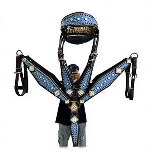 Juego de Arreos Ecuestres Occidentales de Cuero Genuino, Más Vendido, con Almohadilla de Silla Transpirable y Correas Ajustables para Montar Largas Distancias - Product Image 1