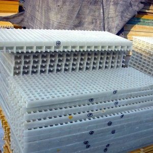 <span class=keywords><strong>FRP</strong></span> Sàn Lưới lối đi gia cố nhựa <span class=keywords><strong>FRP</strong></span> lưới tấm Bazan loại sơn kết thúc sàn - Product Image 3