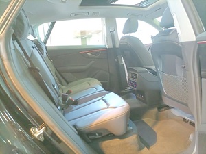 <span class=keywords><strong>Audi</strong></span> <span class=keywords><strong>Q8</strong></span> 2025 55TFSI 3.0T SUV LHD Usado, Ultra Bajo Kilometraje, Listo para Enviar FOB - Product Image 5