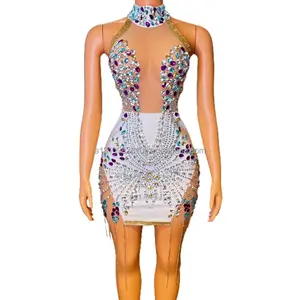 섹시한 패션 후행 밝은 다이아몬드 원피스 파티 의상 손으로 수 놓은 바 나이트 클럽 Catwalk
