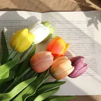 FA045 الجملة الديكور سيليكون الزهور الزنبق الحرير ريال اللمس اللاتكس الاصطناعي الزنبق الزهور بولي tulip الخزامى للمنزل الزفاف