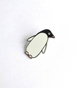 Broche de Metal Simple de alta calidad con patrón de Color blanco y negro, alfileres de solapa de animales a la moda, alfiler de esmalte suave Duro Personalizado, pingüino - Product Image 3
