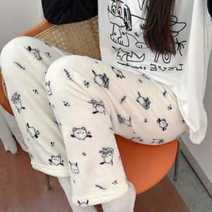 ชุดนอนชายและหญิงผ้าสักหลาดอบอุ่นพิมพ์ลายหมีน่ารักสำหรับฤดูหนาวผ้าโพลีเอสเตอร์ - Product Image 3