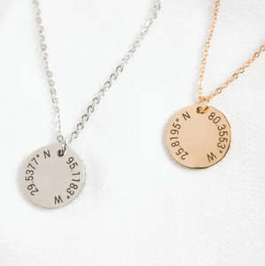 Jietao PVD placa de oro Acero inoxidable personalizado coordenadas círculo colgante collar <span class=keywords><strong>mejor</strong></span> amigo <span class=keywords><strong>regalo</strong></span> aniversario joyería <span class=keywords><strong>regalo</strong></span> - Product Image 4