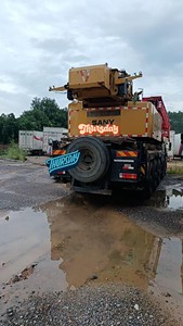 Sany STC1000T2 grue sur chenilles d'occasion 65.6m flèche principale 42t contrepoids machines de levage lourd moteur boîte de vitesses pompe moteur - Product Image 6