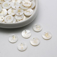 Breloque ronde de 15 mm, alphabet anglais à 26 lettres, pendentif en coquille blanche, nacre, breloques personnalisées avec initiales pour la fabrication de bijoux