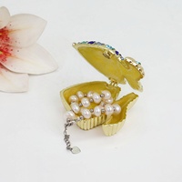 SHINNYGIFTS Boîte à Bijoux en Métal avec Cœur en Strass et Émail, Fermeture Magnétique, Figurine Décorative pour la Maison, Saint-Valentin