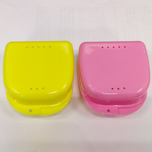 Denture Case <b>Plastic</b> <b>Storage</b> Box For Home Use With Holes Small Medium Size Orthodontic Invisible Braces Retainer <b>Container</b> - Product Image 2