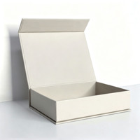 Boîte cadeau en carton solide jetable de luxe moderne de forme de livre magnétique personnalisée avec logo personnalisé