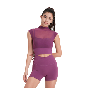 Logo personalizzato 2 in 1 costruito in reggiseno da donna Crop Top in Mesh traspirante collo alto lusso vestito Y2k Pilates Yoga Wear t-shirt da donna - Product Image 3