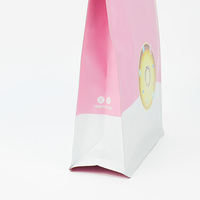 Sachet d'emballage plastique personnalisé à fond plat avec huit soudures latérales, refermable à fermeture éclair, pochette autoportante pour snacks et aliments secs