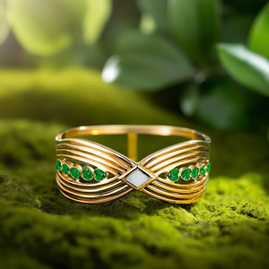 Brazalete de Moda en Acero Inoxidable 316L con Baño de Oro PVD e Incrustaciones de Piedras Preciosas Verdes, Diseño Elegante, Joyería para Mujer - Product Image 3