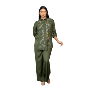 Conjunto de Pantalón y Camisa de Rayón Twill Verde Oliva, Transpirable, Duradero y de Lujo para Mujer, en Tendencia - Product Image 6