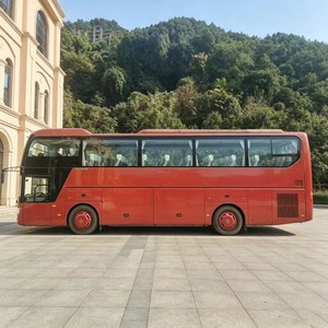 Autobús Usado Yu-t0ng con Motor Weichai, Volante a la Izquierda, con Pintura Nueva, para Transporte de Pasajeros y Servicios de Viaje - Product Image 2