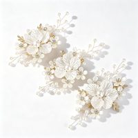 Lot de 3 pinces à cheveux en acrylique, perles et strass, pour mariée, demoiselle d'honneur, femme, mariage, bal de promo, fête prénuptiale, accessoires capillaires