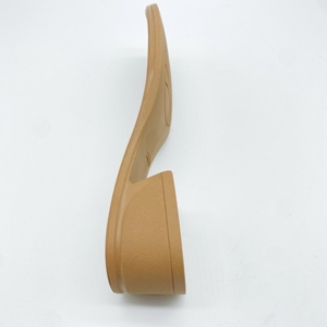 Huadong <strong>Rubber</strong> Square Toed <strong>Women</strong> <strong>Boots</strong> Shoe <strong>Sole</strong> Trendy Shoe Outsole - Product Image 3