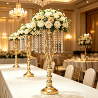 Support de bougie en fer forgé électroplaqué, style européen doré, trépied à fleurs, décoration de table de mariage, centre de table