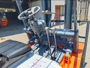 Chariot élévateur diesel Heli K35 de 3,5 tonnes d'occasion, 100% prêt, haute qualité chinoise avec 1 an de garantie - Product Image 5