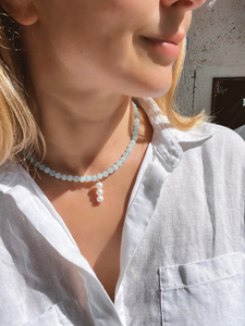 Delicado Collar de Piedras de Aguamarina con Cuentas y Dijes de Perlas, Estilo Boho Minimalista, Cierre Magnético - Product Image 2