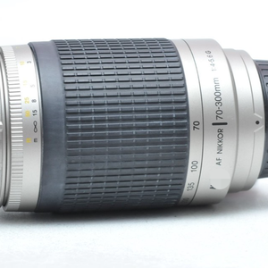70-300mm <span class=keywords><strong>F</strong></span>/4-5.6 Af Telefoto Nikkor Lens Gümüş Yeni Orijinal Hazır Stok Endüstriyel Otomasyon Pac Özel Plc Programlama - Product Image 1