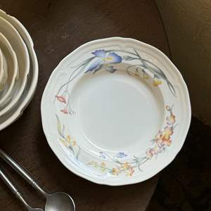 Ensemble de vaisselle de luxe pour la maison, ensemble de tasses à café en céramique avec assiette - Product Image 6