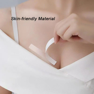 Nastro adesivo <span class=keywords><strong>biadesivo</strong></span> per abbigliamento e corpo tutto il giorno con taglio - Product Image 4