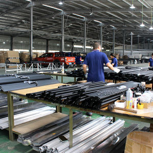 ที่คลุมเตียง<span class=keywords><strong>รถ</strong></span>บรรทุก Picup ฝาลูกกลิ้งอลูมิเนียมแข็งพับเก็บได้สำหรับ RAM 1500 2500 BT50 MAZDA - Product Image 5