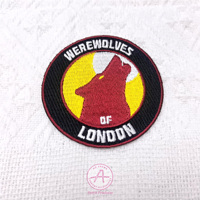 Usine bas quantité minimale de commande patch de broderie tout nouveau design date de livraison rapide Patch accessoire pour vêtements colorés