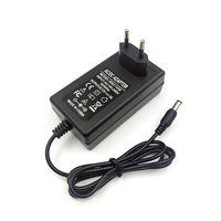 Adaptateur secteur universel 12V 5A, alimentation 12V 5000mA AC 100-240V 60W AC DC pour moniteurs LCD et bandes LED