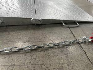 Rampe de conteneur en acier galvanisé 6,5 tonnes avec bordure de sécurité pour entrepôt et cour de camions - Product Image 3