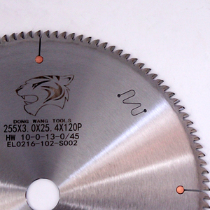 <span class=keywords><strong>Lame</strong></span> de <span class=keywords><strong>scie</strong></span> <span class=keywords><strong>circulaire</strong></span> en carbure de tungstène de haute qualité industrielle personnalisée 255/305/405/450/500 certifiée CE pour la coupe de l'aluminium - Product Image 4