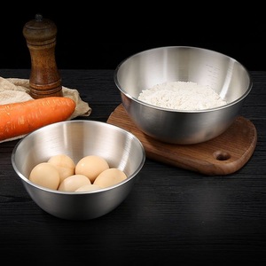 Stainless Steel Salad Bowl Large Size For Home Use Fruit And Noodle Bowl Solid Color - Product Image 1