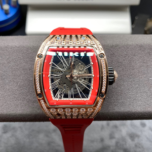 Reloj de Hombre RM 010 Classic Rose Gold con Esfera Roja, Correa de Caucho Roja, Modelo Coleccionable Único - Product Image 1