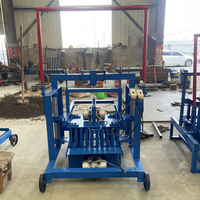 Ligne de production de briques en béton creux mobile compacte 3-45Direct avec moteur central intégré, sans briques