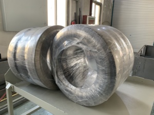 Machine d'emballage d'emballage automatique <span class=keywords><strong>de</strong></span> tunnel rétractable pour pneus sacs d'emballage rétractable pochettes films en papier d'aluminium étuis vêtements chimiques - Product Image 3