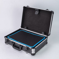 Caja de herramientas con marco de aluminio y panel ABS, y caja de herramientas protectora de aluminio con espuma EVA.