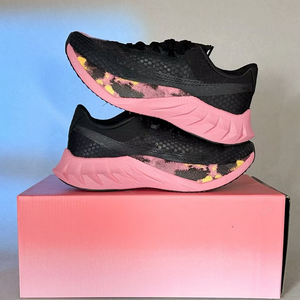Chaussures de course basses en tissu PU et maille, style technologique, édition limitée <span class=keywords><strong>Endorphin</strong></span> Pro 4 Spring Cherry Blossom, vente en gros d'usine - Product Image 1