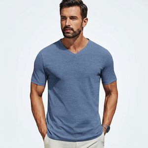 Camiseta de Cuello en V para Hombre, Algodón Premium, Manga Corta, Informal, Tejido Suave y Transpirable, Corte Ajustado, Moda de Verano, Camiseta Básica para Uso Diario - Product Image 1