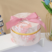Boîte cadeau ronde en carton rigide biodégradable et écologique Evergreenwrap pour les cadeaux de mariage de luxe, les dragées pour demoiselles d'honneur