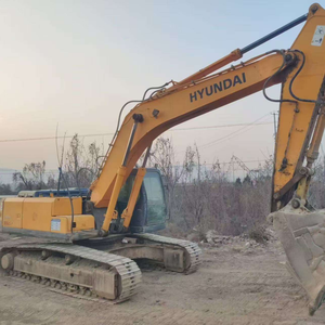 Excavatrice sur chenilles Hyundai 305LC-7 d'occasion, capacité de la benne de 1,38 m, poids opérationnel de 30 tonnes, moteur et boîte de vitesses de haute qualité, PLC - Product Image 5