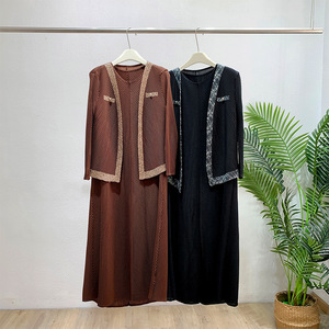 Traje Plisado PY Miyake, Otoño 2026, Nuevo Cárdigan Plisado + Falda con Chaleco, Conjunto de Dos Piezas, Holgado, Talla Grande, para Mujer - Product Image 4