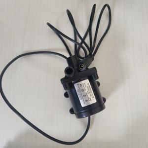 Dc12v 18w משאבת מים צוללת עם 700l/h ו-ipx8 עמיד למים עבור הידרופוניקה, אקווריומים וגנים - Product Image 1